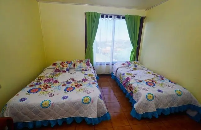 Üç Kişilik Oda