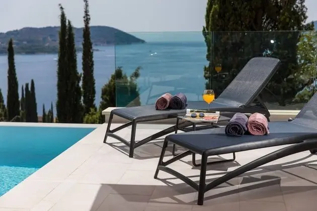 Villa, Sigara İçilebilir