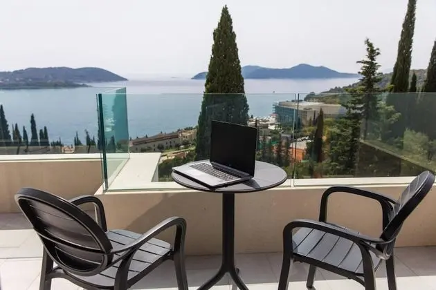 Villa, Sigara İçilebilir