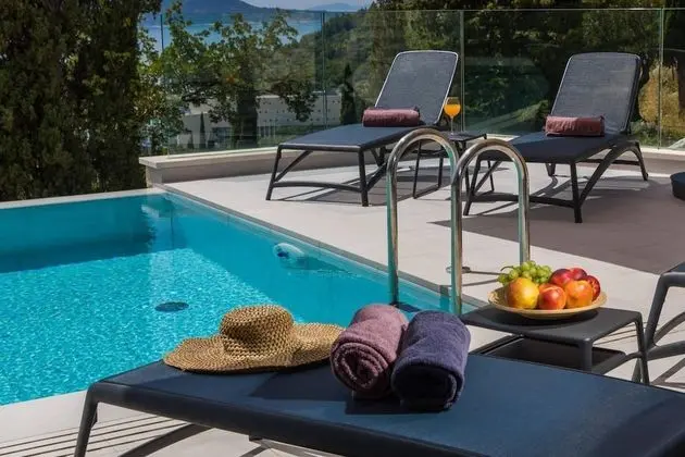 Villa, Sigara İçilebilir
