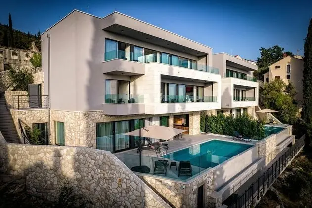Villa, Sigara İçilebilir