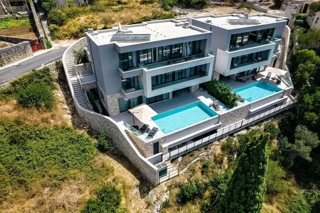 Villa, Sigara İçilebilir