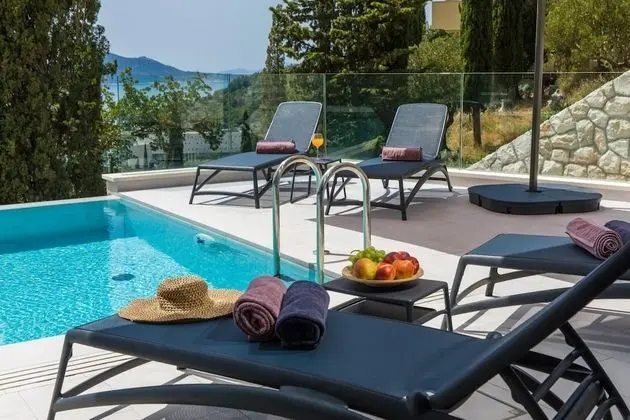 Villa, Sigara İçilebilir