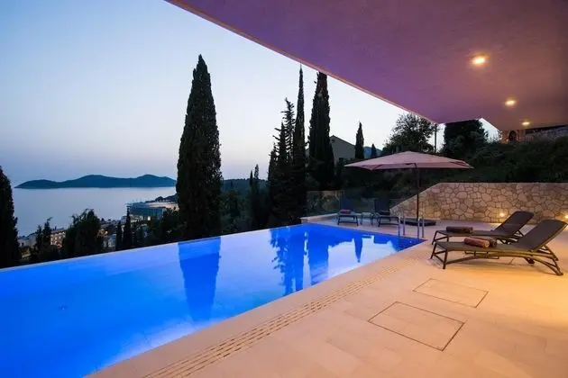 Villa, Sigara İçilebilir