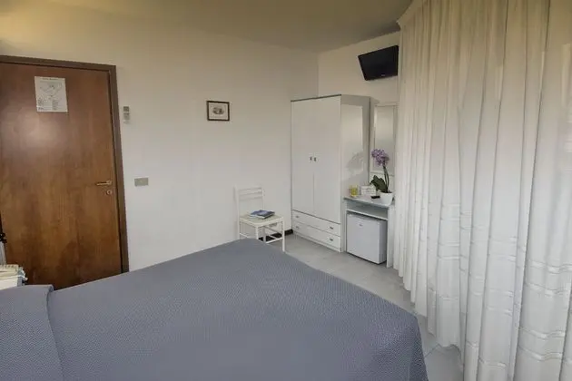 Economy Tek Büyük Yataklı Oda