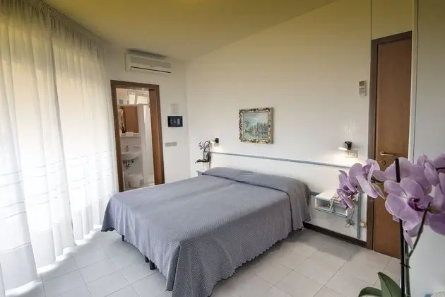 Tek Büyük Yataklı Oda, Deniz Manzaralı