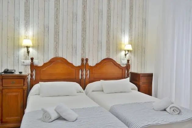 İki Ayrı Yataklı Oda, 2 Tek Kişilik Yatak, Sigara İçilmez