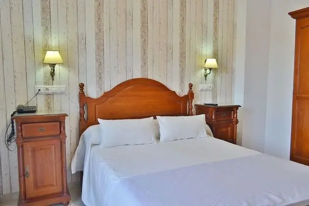 Tek Büyük Yataklı Oda, 1 Çift Kişilik Yatak, Sigara İçilmez