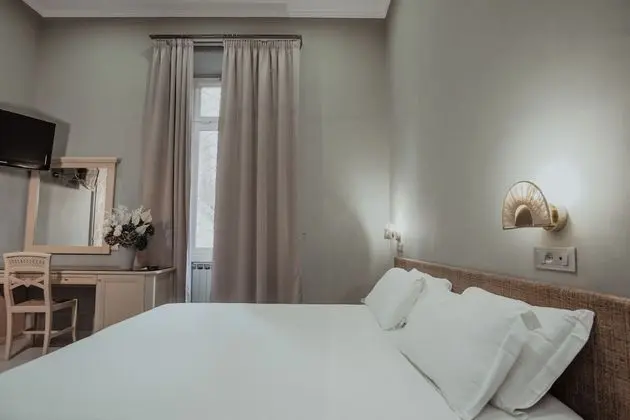 Tek Büyük veya İki Ayrı Yataklı Oda