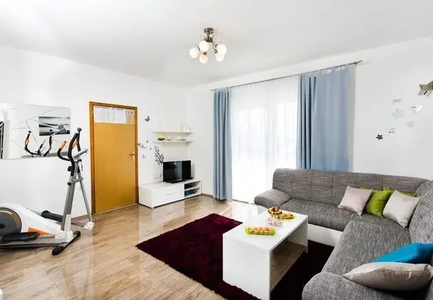 Apart Daire (MARISKA - with swimming pool - A1(6+2)
