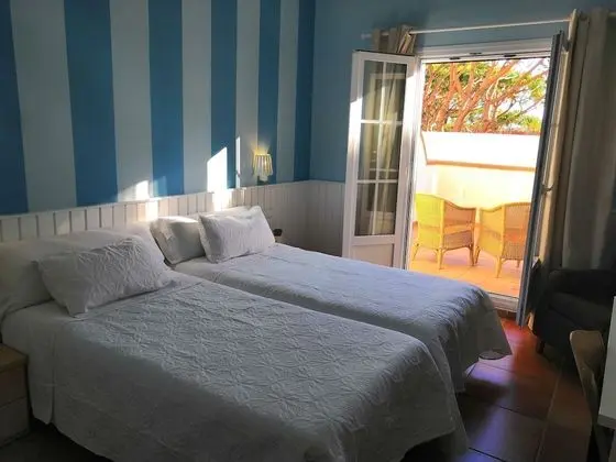 Tek Büyük veya İki Ayrı Yataklı Oda