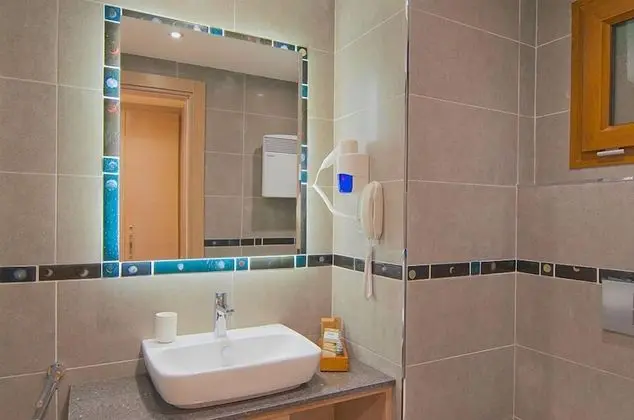 Standard Tek Büyük veya İki Ayrı Yataklı Oda