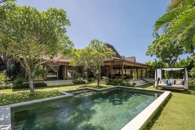 Basic Villa, Birden Çok Yatak