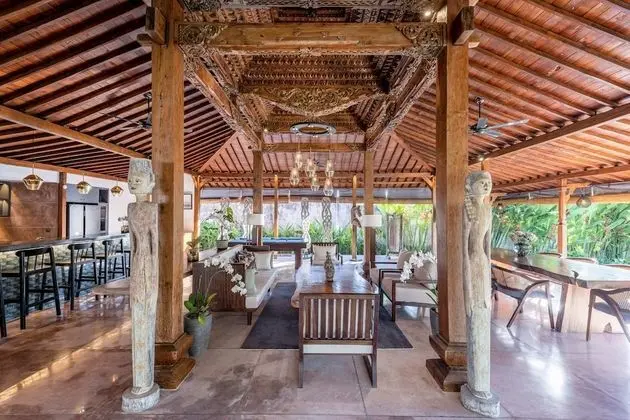 Basic Villa, Birden Çok Yatak