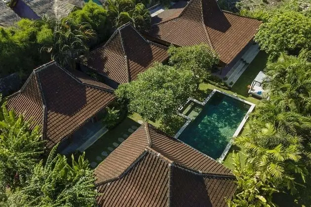 Basic Villa, Birden Çok Yatak