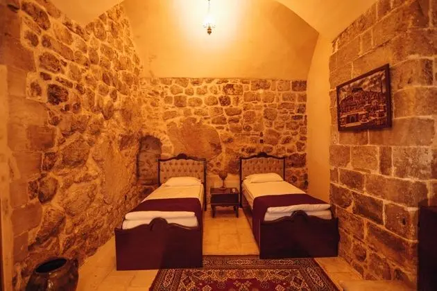 Twin, Manzarasız