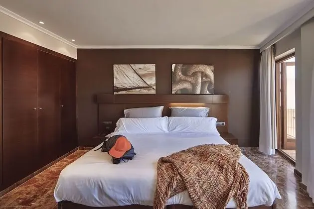 Deluxe Tek Büyük Yataklı Oda, Deniz Manzaralı