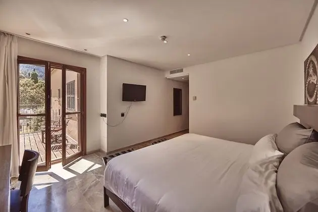 Superior Tek Büyük Yataklı Oda (Spa Not Included)
