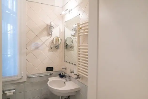 Tek Kişilik Oda
