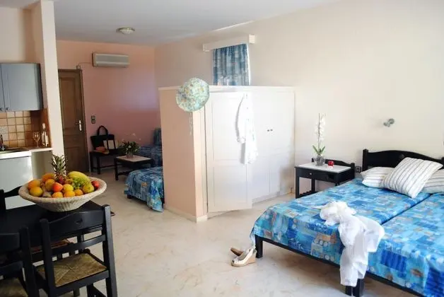 Oda, Sigara İçilmez, Bahçe Manzaralı (4 Adults)