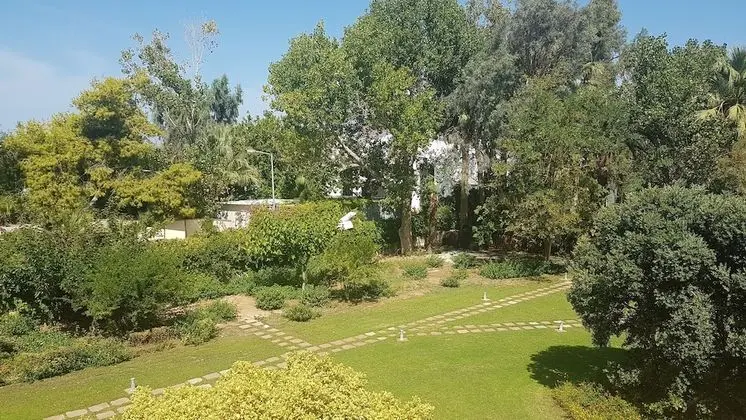 Oda, Sigara İçilmez, Bahçe Manzaralı (4 Adults)