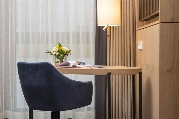 Comfort Tek Büyük Yataklı Oda