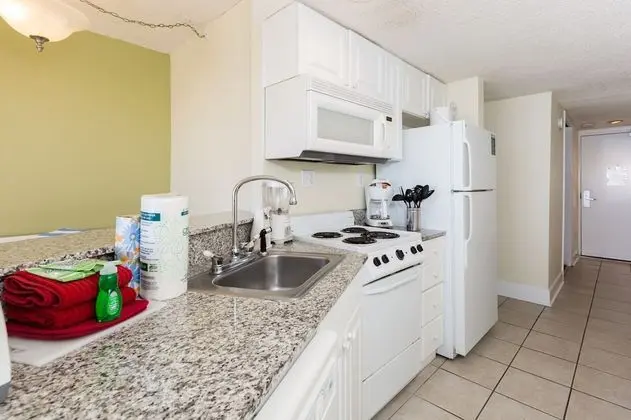 One bedroom One bathroom Non-Smoking condo