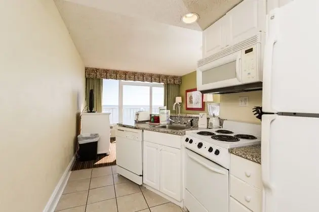 One bedroom One bathroom Non-Smoking condo