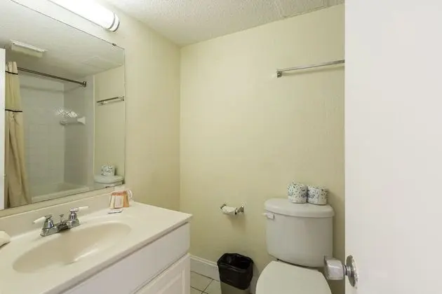 Studio condo Non-Smoking