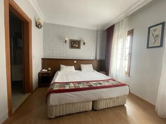 Standard Tek Büyük Yataklı Oda