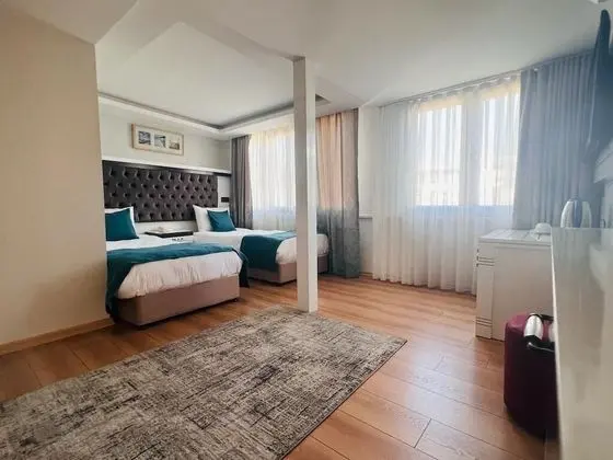 Standard Tek Büyük Yataklı Oda