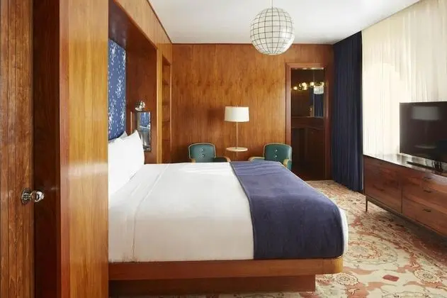 Çatı Katı Süiti (Penthouse)