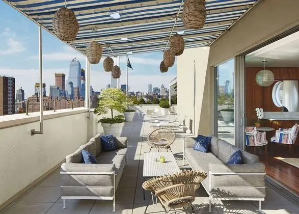 Çatı Katı Süiti (Penthouse)