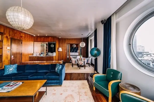 Çatı Katı Süiti (Penthouse), Teras