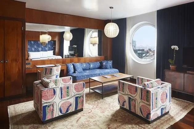 Junior Çatı Katı Süiti (Penthouse)