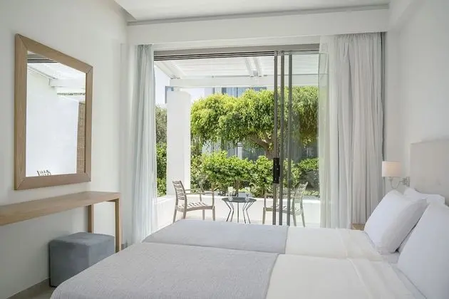 Double or Twin Room, Garden View