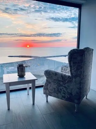 Panoramic Apart Daire, 2 Yatak Odası, Plaj Manzaralı, Denize Sıfır