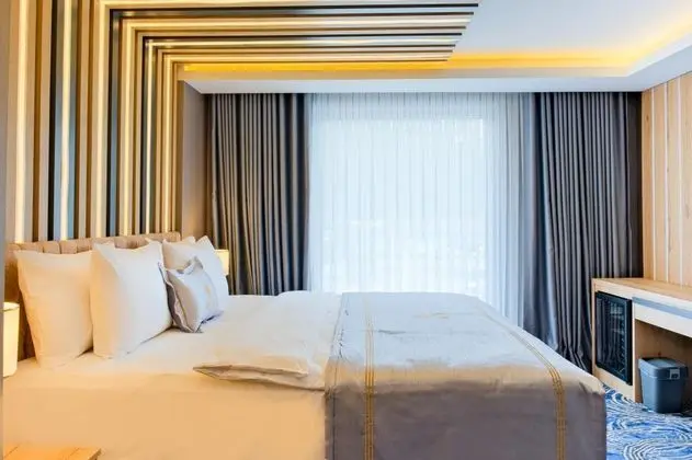Standart Oda, Şehir Manzaralı