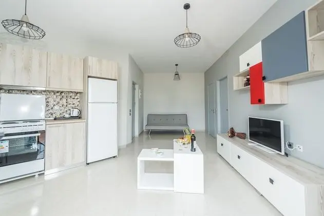 Apart Daire, Havuz Manzaralı