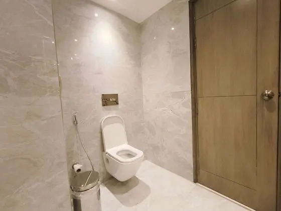 Luxury Oda