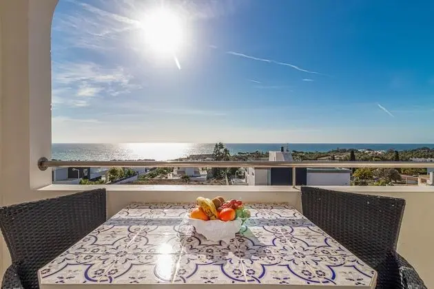 Family Oda, Deniz Manzaralı