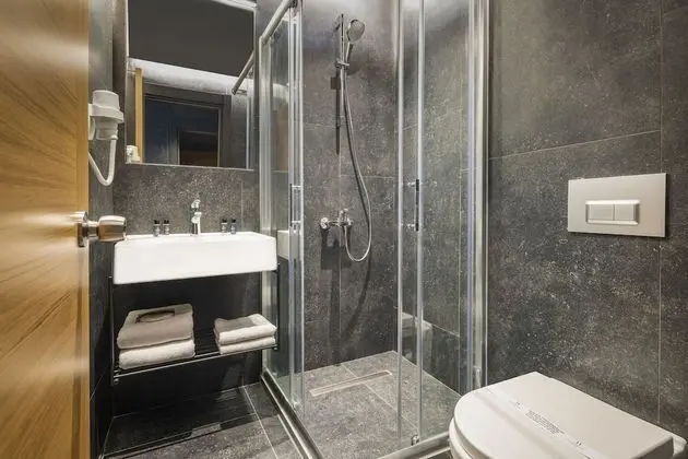 Superior Single Room