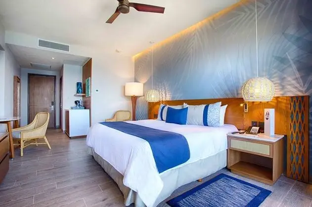 Sierra Room *250 USD Resort Credit