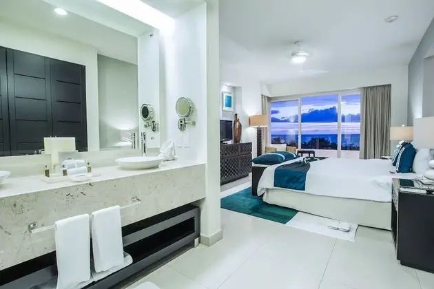 1 Bedroom Penthouse Residences