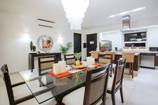 2 Bedroom Residences Kids eat & stay Free