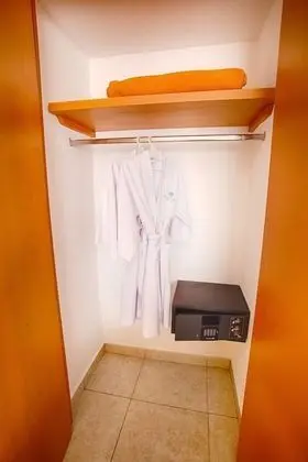 Emotions Select Two Bedroom Suite - No Elevator *200 USD Resort Credit