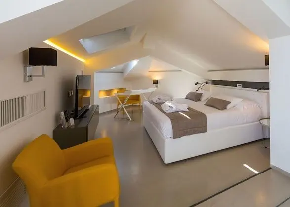 Deluxe Süit, Kısmi Deniz Manzaralı