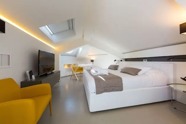 Deluxe Süit, Kısmi Deniz Manzaralı