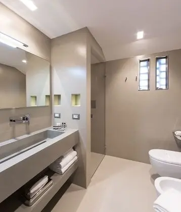 Deluxe Süit, Kısmi Deniz Manzaralı
