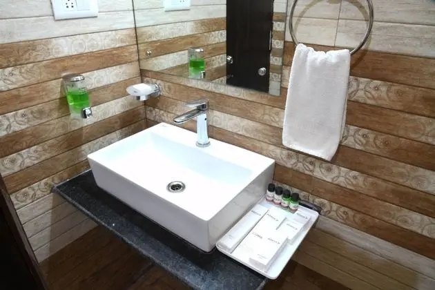 Deluxe Tek Büyük veya İki Ayrı Yataklı Oda